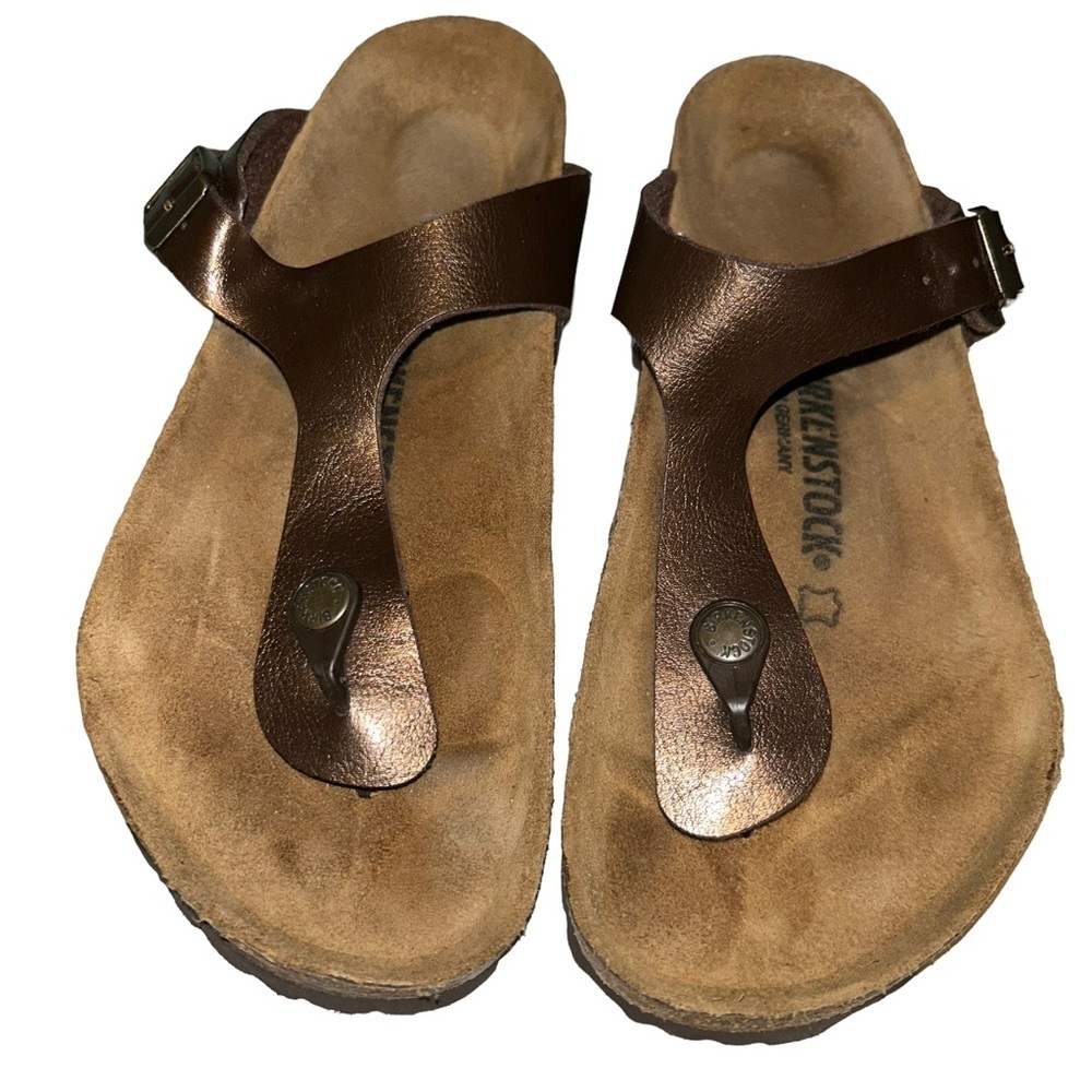 Women bronze brown Birkenstocks gizeh thong sandals size 9 slides